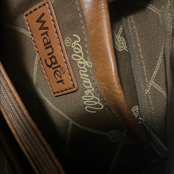 NWT Wrangler Embossed Brown Shoulder or Crossbody Bag/Purse Fringe Floral Detail - Picture 7 of 12